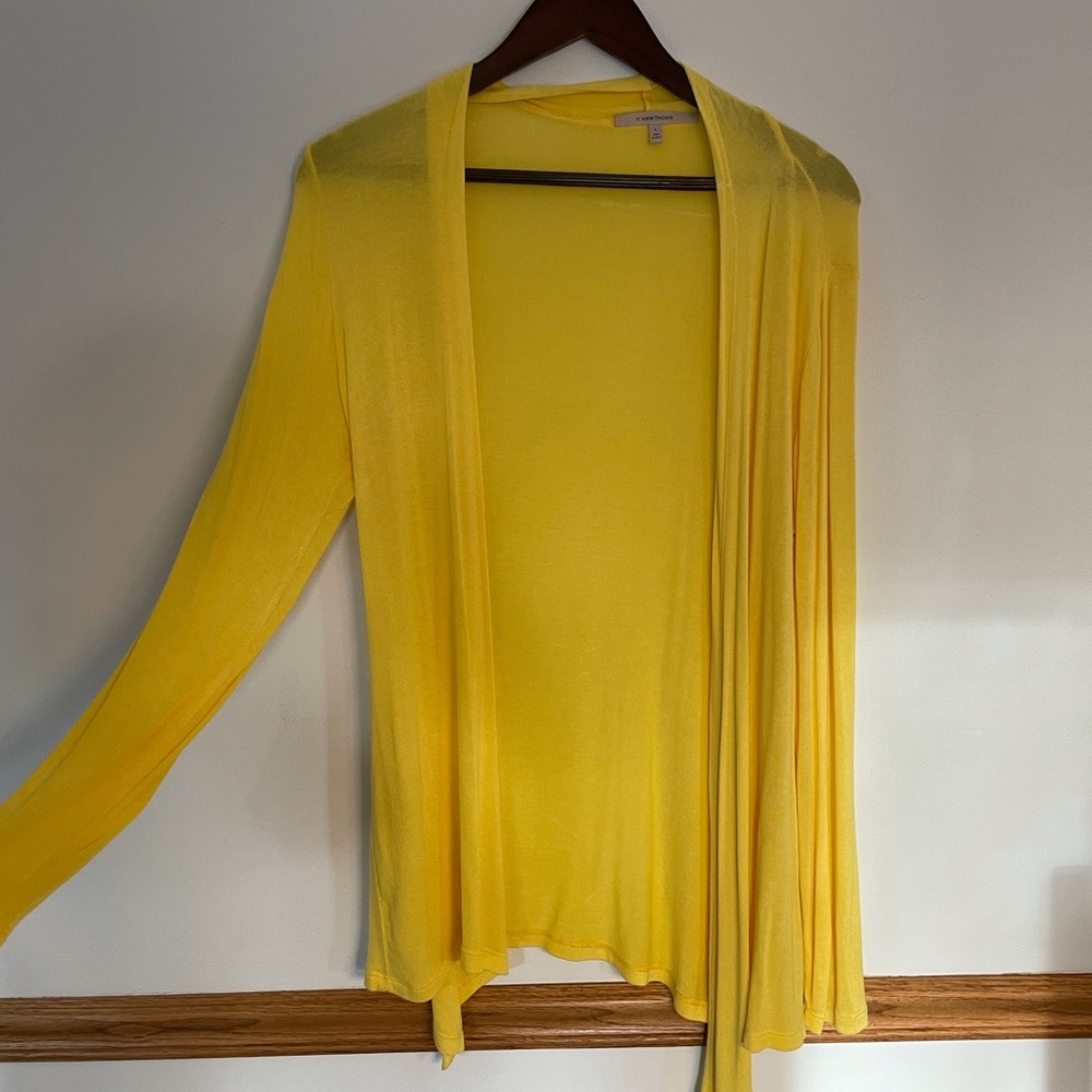 41 HAWTHORN L yellow lightweight cardigan